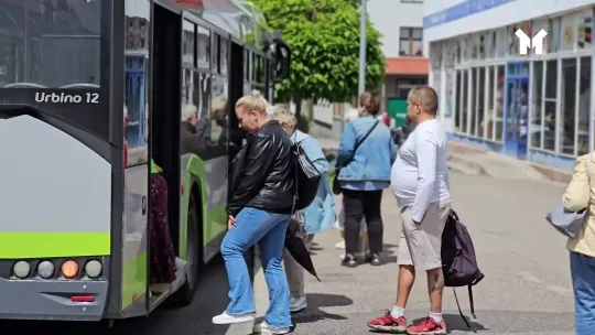 Nie stój za blisko