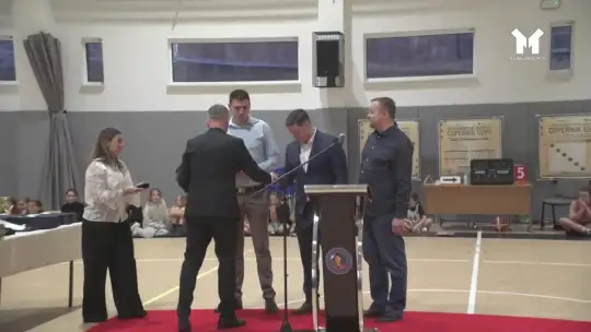 NOWA HALA TESTUJE CHARAKTER