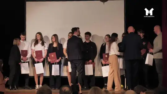 SZACUNEK DLA MISTRZÓW