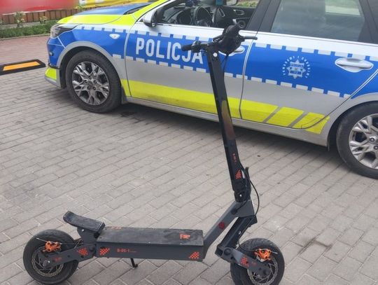 14-latek bez kasku i uprawnień. Przejażdżka hulajnogą zakończona mandatem dla rodzica