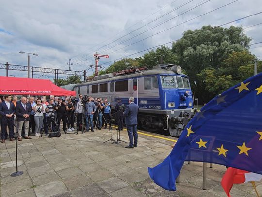 BEZ KOMENTARZA - Konferencja: Podpisanie umowy na modernizację Stacji Ostróda