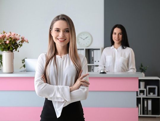 Dlaczego warto korzystać z usług agencji, gdzie pracują hostessy? Ostróda wyjaśnia!