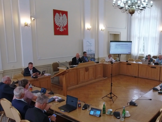 Koniec wakacji w samorządzie. Ostródzcy radni wrócili do obrad podczas XXXI sesji