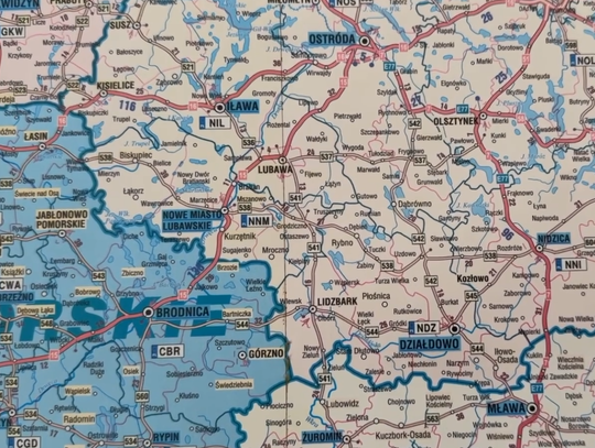 Koniec z dziurami na trasie do Lidzbarka? Starostowie łączą siły! 🤝🚗