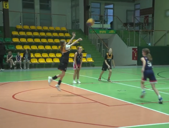 KOSZYKÓWKA PODBIJA SERCA MŁODYCH NIDZICZANEK