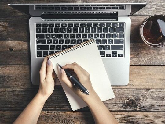 Kursy online – sposób na podnoszenie swoich kwalifikacji