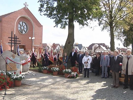 MONUMENT ODSŁONIĘTY