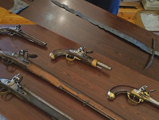 MUZEUM KUPIŁO BROŃ