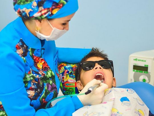 Porady dotyczące pielęgnacji jamy ustnej dla dzieci