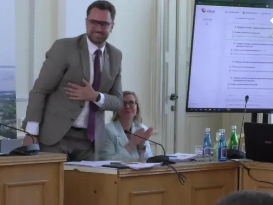 Rada Miejska jednogłośnie za burmistrzem Ostródy