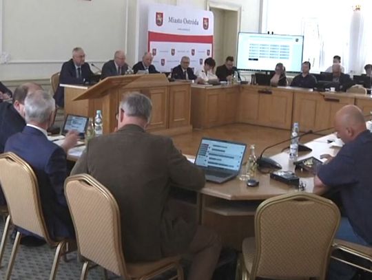 Radni miejscy w obecności pokrzywdzonej wysłuchali przeprosin burmistrza Ostródy