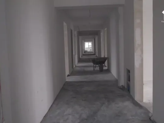 SENIORZY SKORZYSTAJĄ PIERWSI