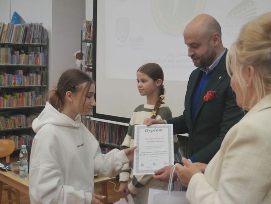 SUPER ŻYWA LEKCJA HISTORII