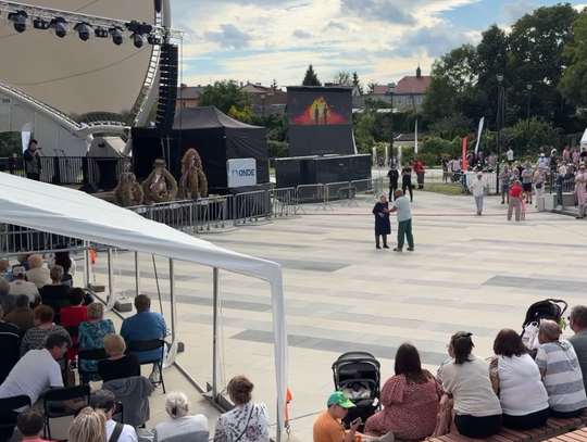 Święto plonów i wielki finał jubileuszu. Dożynki Gminne w Dąbrównie