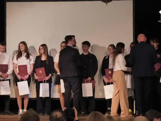 SZACUNEK DLA MISTRZÓW