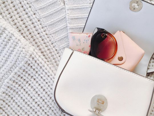 Torebki kuferki – jak wybrać klasyczny model, który będzie służył latami?