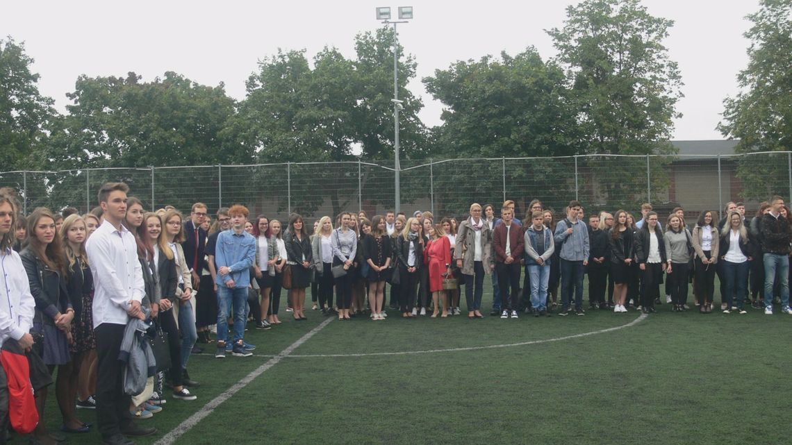 POWIATOWE ROZPOCZĘCIE ROKU SZKOLNEGO POWIATOWE ROZPOCZĘCIE ROKU SZKOLNEGO